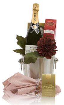 Champagne Gifts  | Moët & Chandon | Gift Baskets