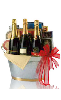 BUCKET OF BUBBLY CHAMPAGNE GIFT BAS