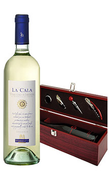 Sella & Mosca La Cala Vermentino 2011 With Wine Accessory Gift Set