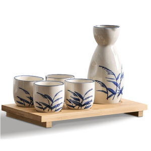 Sake Set, 1 Tokkuri Bottle & 4 Ochoko Cups